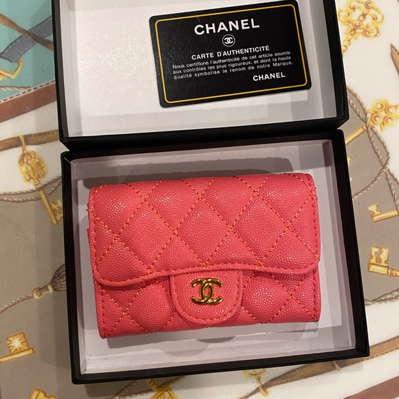 CC Caviar Pink Wallet - Picture 9 of 10